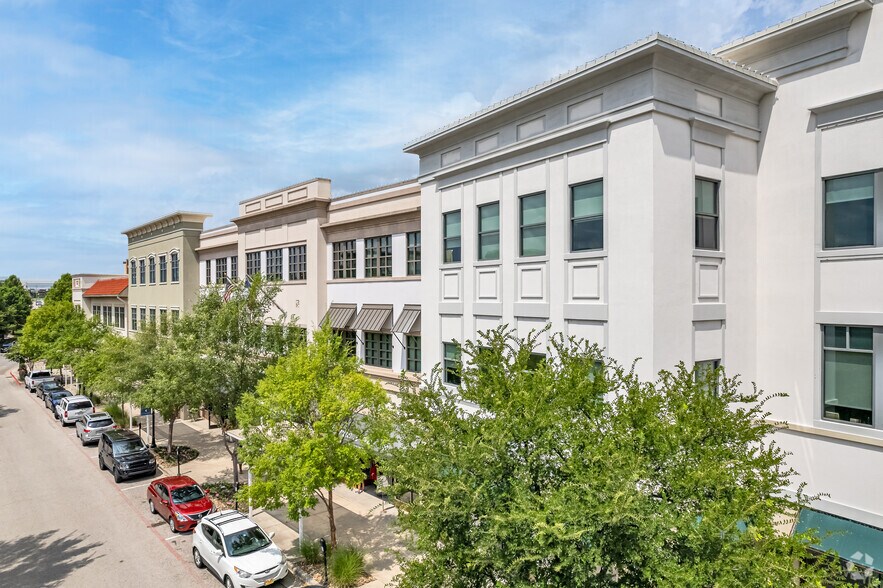 More Photos Of 825 Watters Creek Blvd, Allen Coworking Space