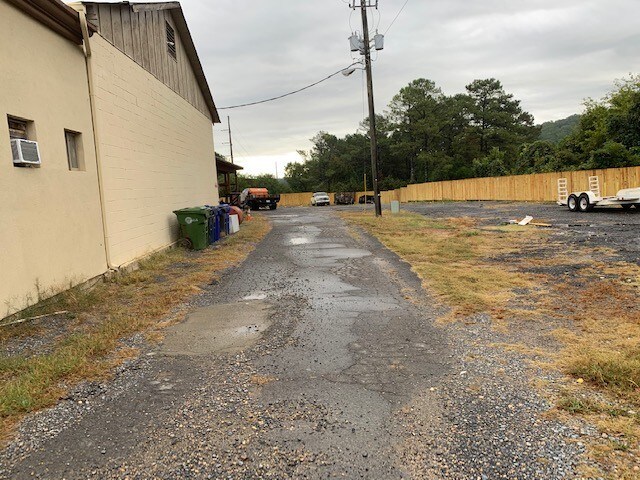 More Photos Of 2101 Rockmart Hwy, Rome Manufacturing For Sale