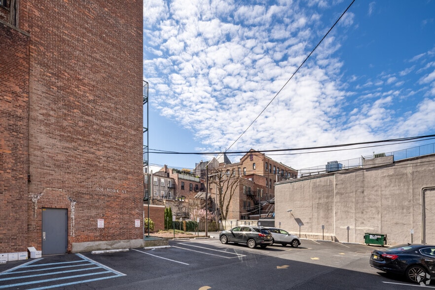 More Photos Of 239 Washington St, Jersey City Loft Creative Space For Lease