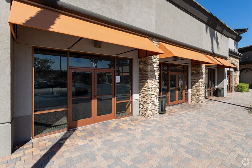 More Photos Of 450-590 Hidden Valley Pky, Corona Unknown For Lease