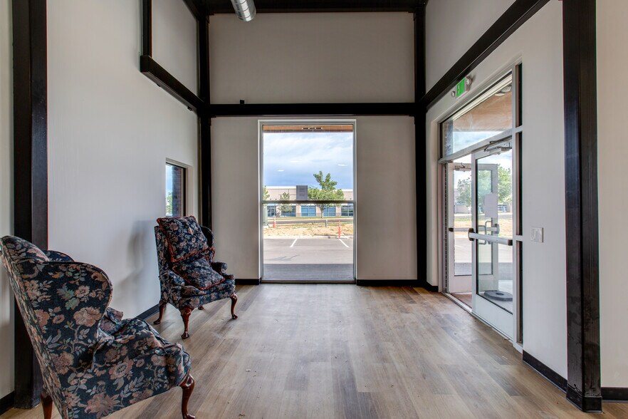 More Photos Of 9145 Commerce Center Cir, Highlands Ranch Office For Sale