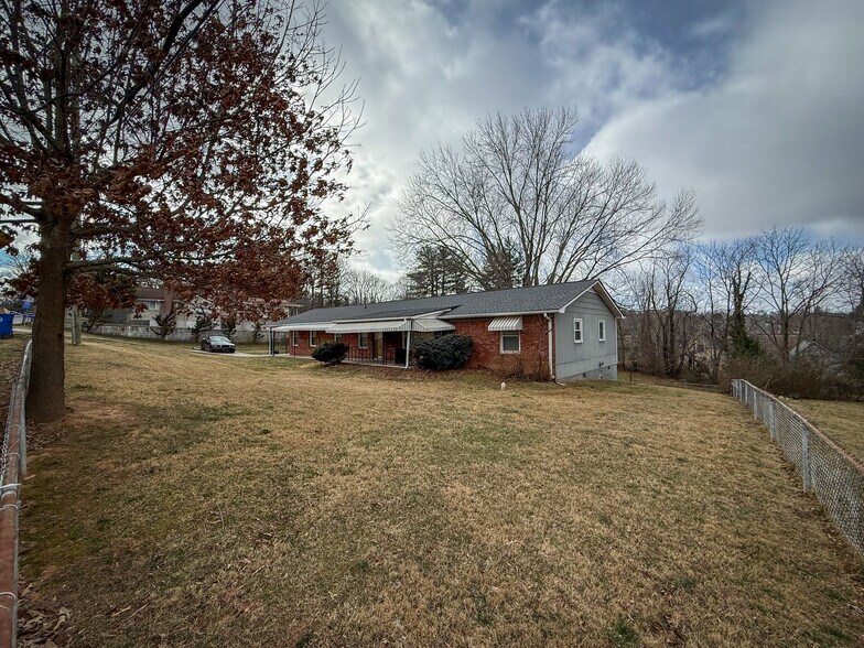 Primary Photo Of 483 Caribou Rd, Asheville Specialty For Sale