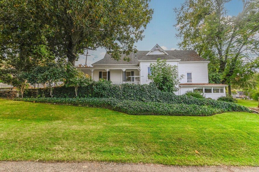 More Photos Of 68 Church Hill Rd, San Andreas Flex For Sale