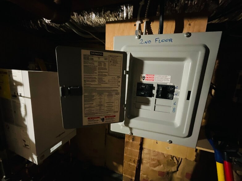 More Photos Of 168 Main St, Great Barrington Office For Sale