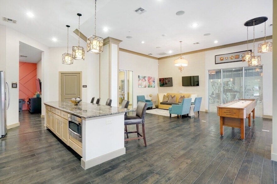 More Photos Of 1601 E Debbie Ln, Mansfield Apartments For Lease