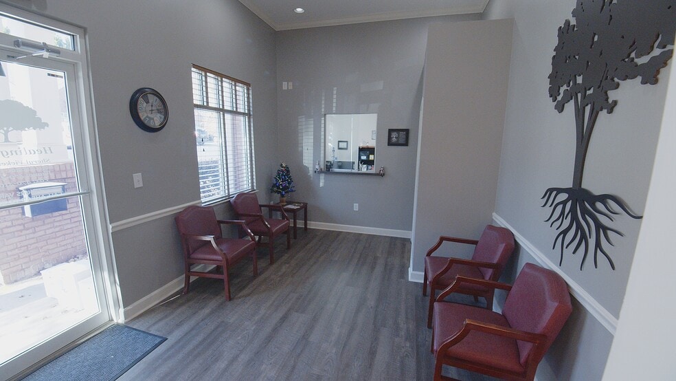 More Photos Of 203 Oakside Ln, Canton Medical For Sale