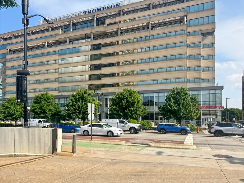 More Photos Of 400 E Pratt St, Baltimore Coworking Space