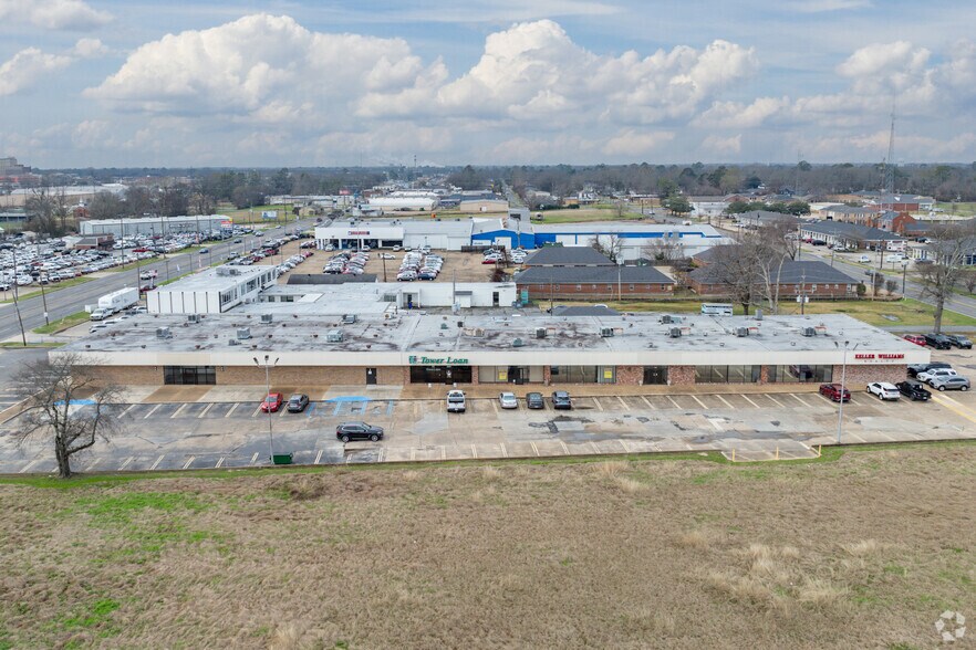 More Photos Of 1355 Louisville Ave, Monroe Office For Sale