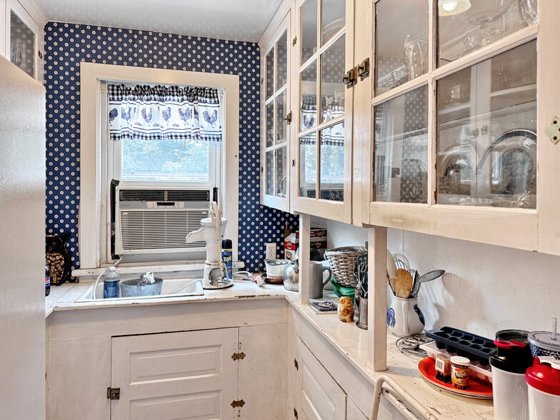 More Photos Of 222 S Washington St, Millsboro Multifamily For Sale