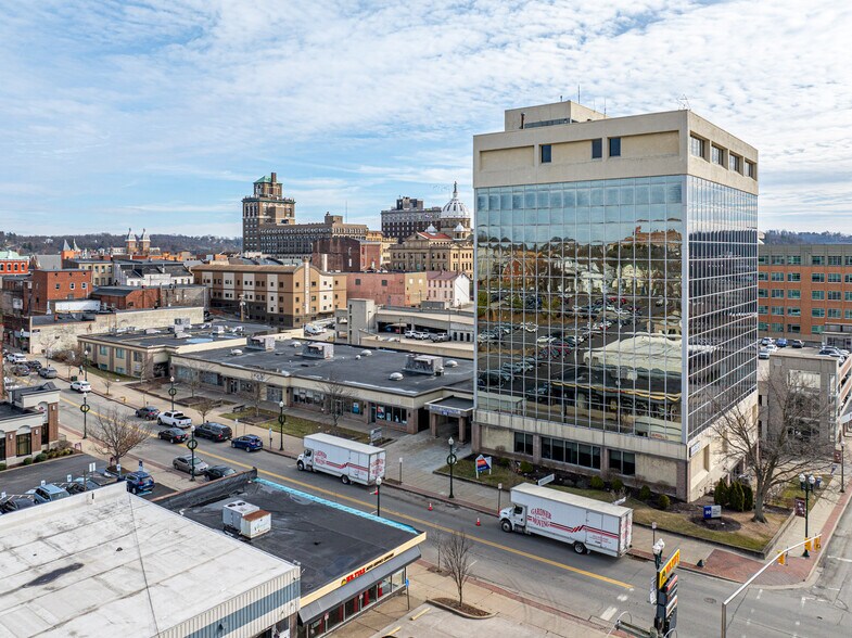 Primary Photo Of 90 W Chestnut St, Washington Office For Sale