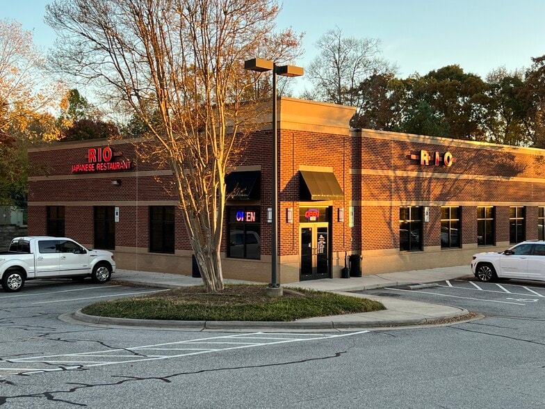 Primary Photo Of 6816 River Center Dr, Clemmons Office For Lease