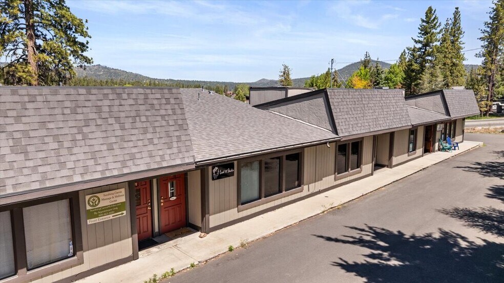 More Photos Of 40585 Big Bear Blvd, Big Bear Lake Office For Sale