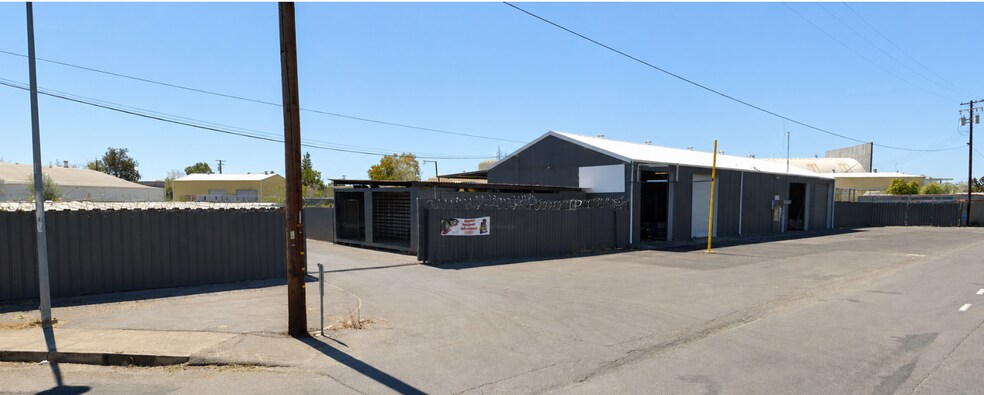 More Photos Of 1710 Auburn Blvd, Sacramento Service For Lease