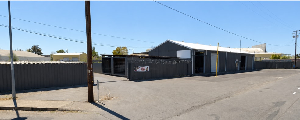 More Photos Of 1710 Auburn Blvd, Sacramento Service For Sale