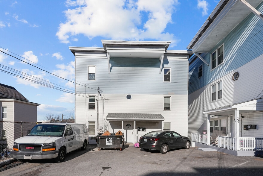 24-28 Paradis Ave  