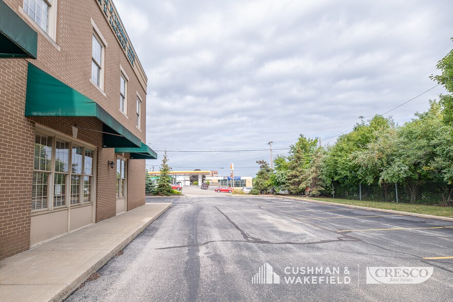 More Photos Of 2775 Bishop Rd, Wickliffe Medical For Sale