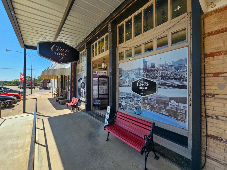More Photos Of 210 Market St, Baird Restaurant For Sale