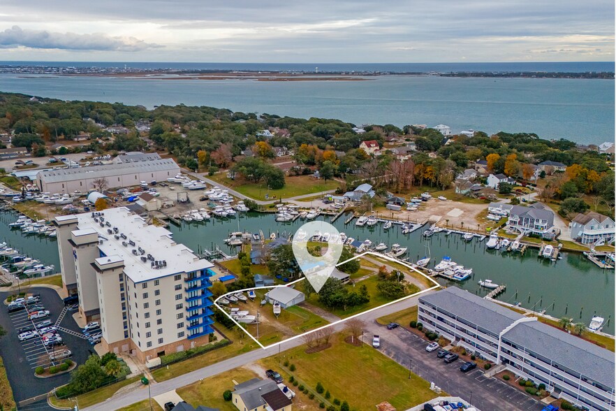 Primary Photo Of 113 Lake Ave, Morehead City Land For Sale