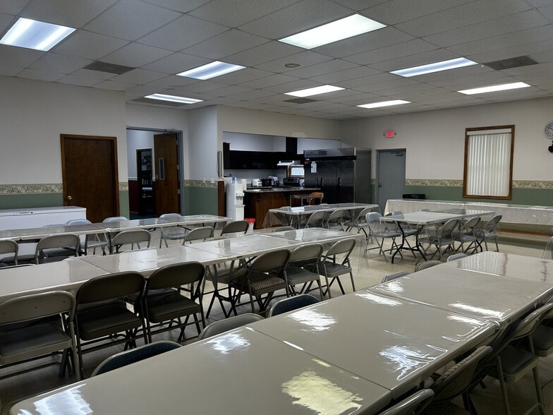 More Photos Of 5887 Highway 320, Carnesville Specialty For Sale