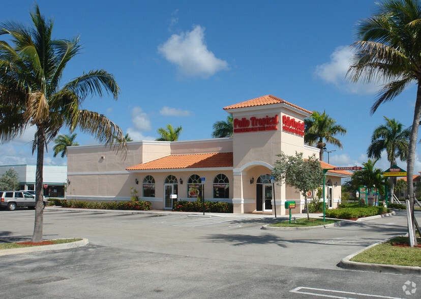 More Photos Of 7817-7821 S Dixie Hwy, West Palm Beach Unknown For Lease