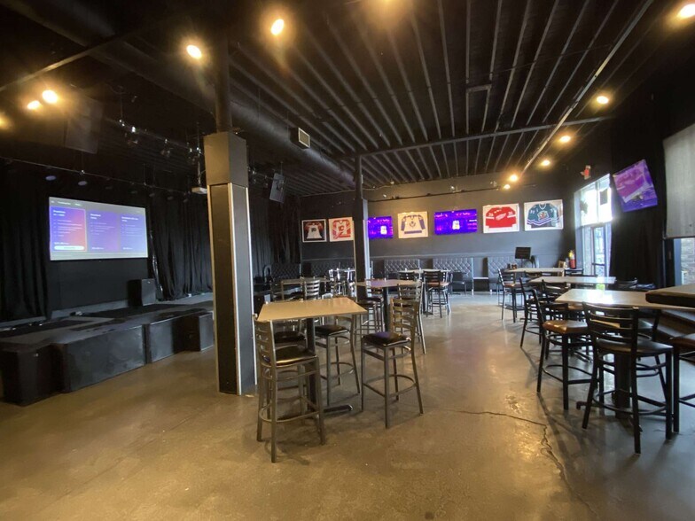 More Photos Of 1020 Washington Pike, Bridgeville Bar For Lease