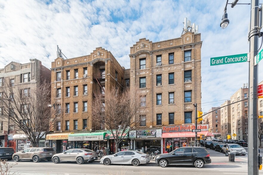 More Photos Of 2359 Grand Concourse, Bronx Apartments For Lease
