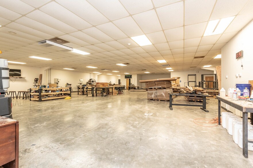 More Photos Of 1803 Claude Rd, Conover Religious Facility For Lease