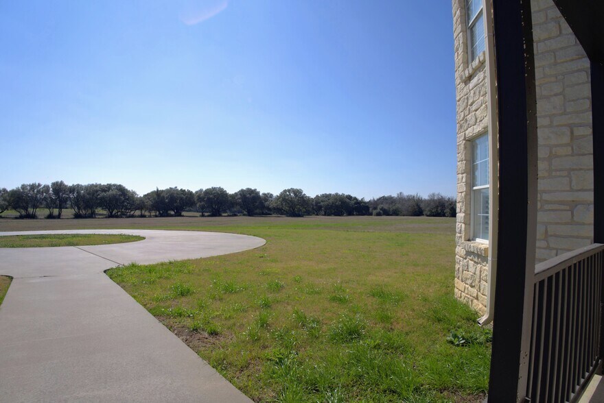 More Photos Of 2982 FM 2935, Brenham Flex For Sale