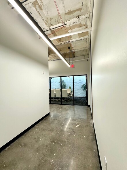 More Photos Of 2410 Polk St, Houston Office For Lease