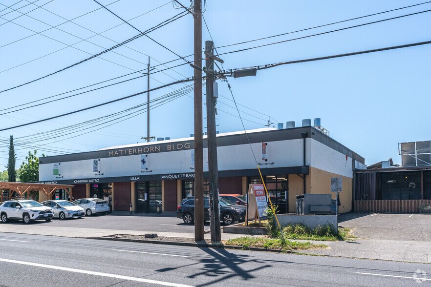 More Photos Of 940 SE Madison St, Portland Restaurant For Lease