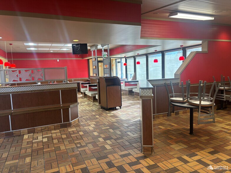 More Photos Of 1340 N Cleveland Ave, Loveland Freestanding For Lease