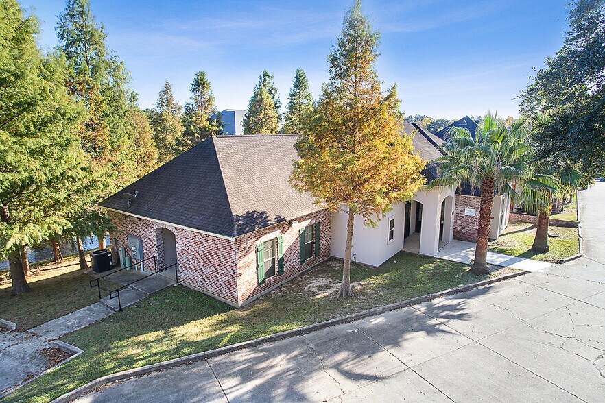 More Photos Of 10620 Timberlake Ave, Baton Rouge Medical For Lease
