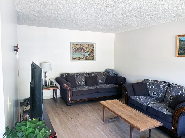 More Photos Of 1131-1151 Murray St, Lillooet Apartments For Sale