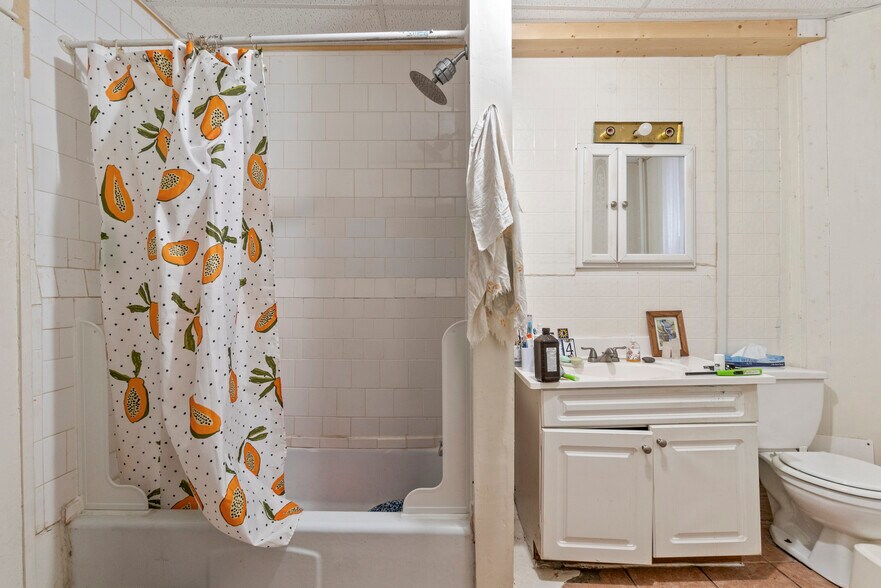 More Photos Of 103 W 29th St, Baltimore Apartments For Sale