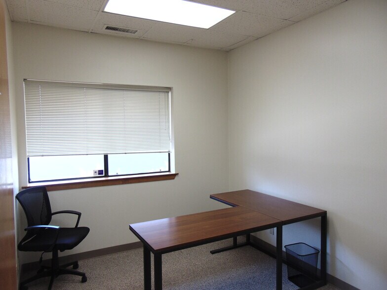 More Photos Of 1051 Mangrove Ave, Chico Office For Lease