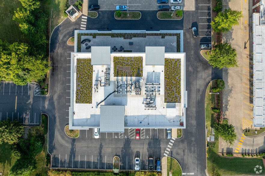 More Photos Of 4107 Mallory Ln, Franklin Medical For Sale