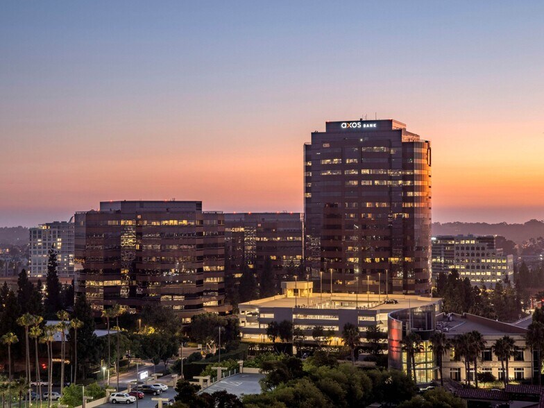 More Photos Of 4370 La Jolla Village Dr, San Diego Office For Lease