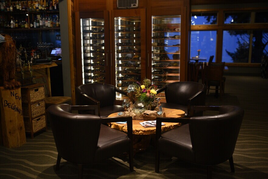 More Photos Of 4651 SR 109, Moclips Hotel For Sale