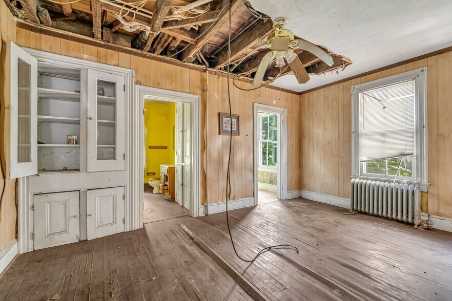 More Photos Of 177 East Ave, Bridgeton Apartments For Sale