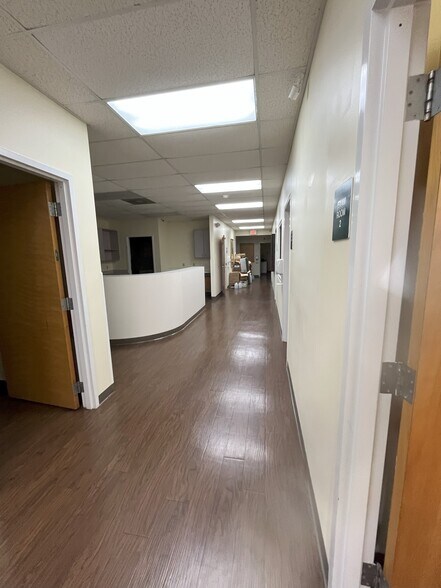 More Photos Of 1395 El Rito Dr, Gulf Breeze Medical For Sale