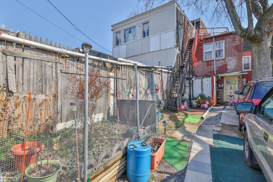 More Photos Of 424 N 6th St, Allentown Multifamily For Sale