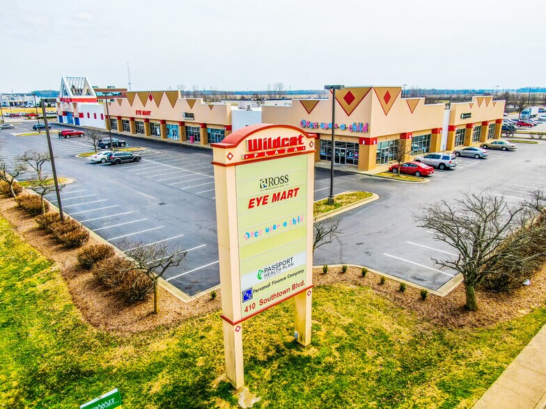 More Photos Of 410 Southtown Blvd, Owensboro Storefront For Lease