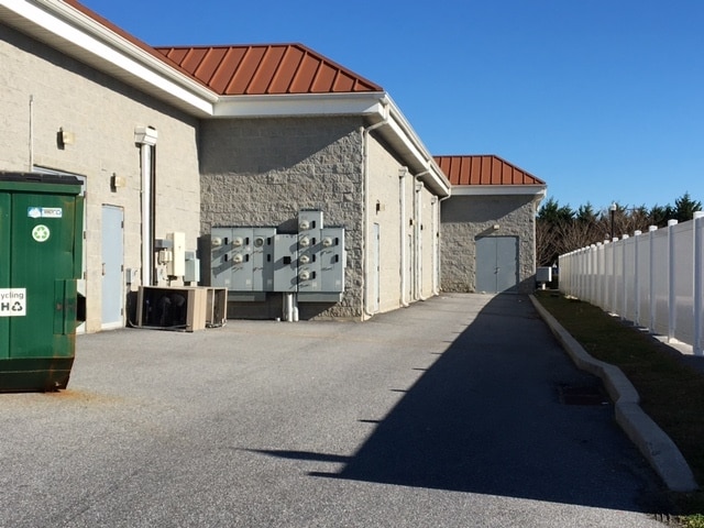 More Photos Of 19413 Jingle Shell Way, Lewes Storefront Retail Office For Lease