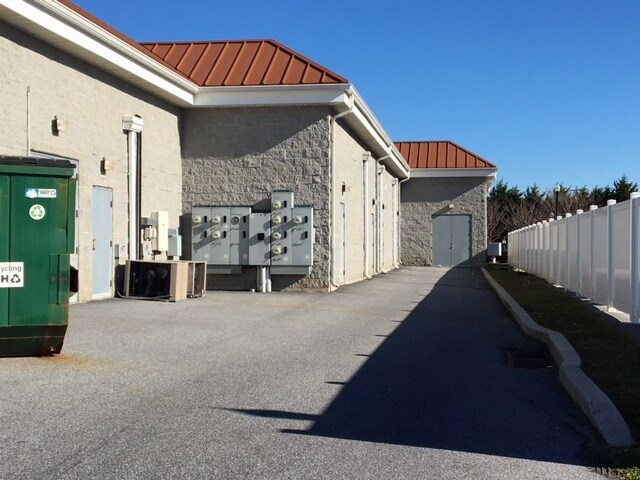 More Photos Of 19413 Jingle Shell Way, Lewes Storefront Retail Office For Lease