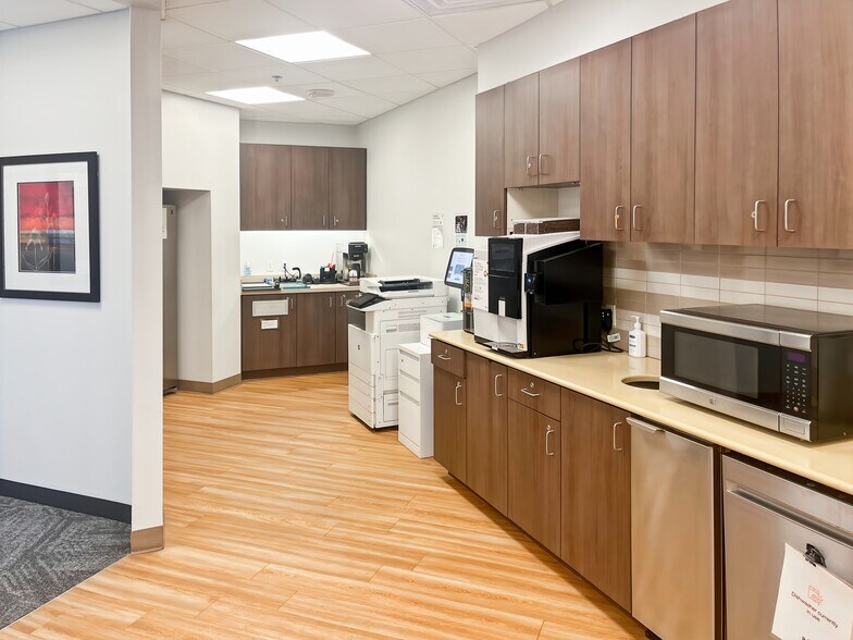 More Photos Of 8383 Greenway Blvd, Middleton Coworking Space