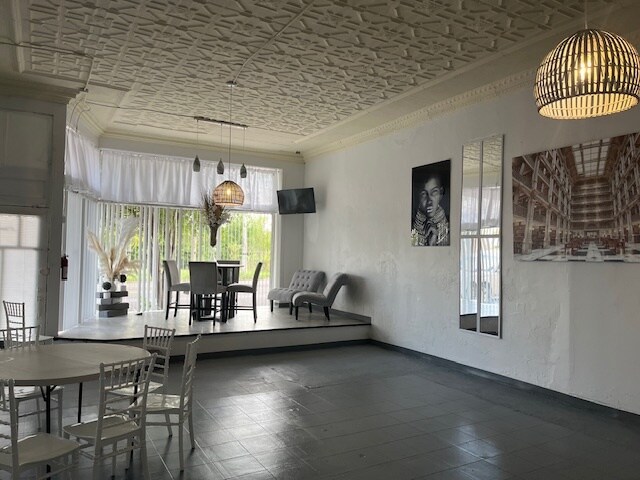 More Photos Of 7323-7329 S Broadway, Saint Louis Storefront Retail Office For Sale