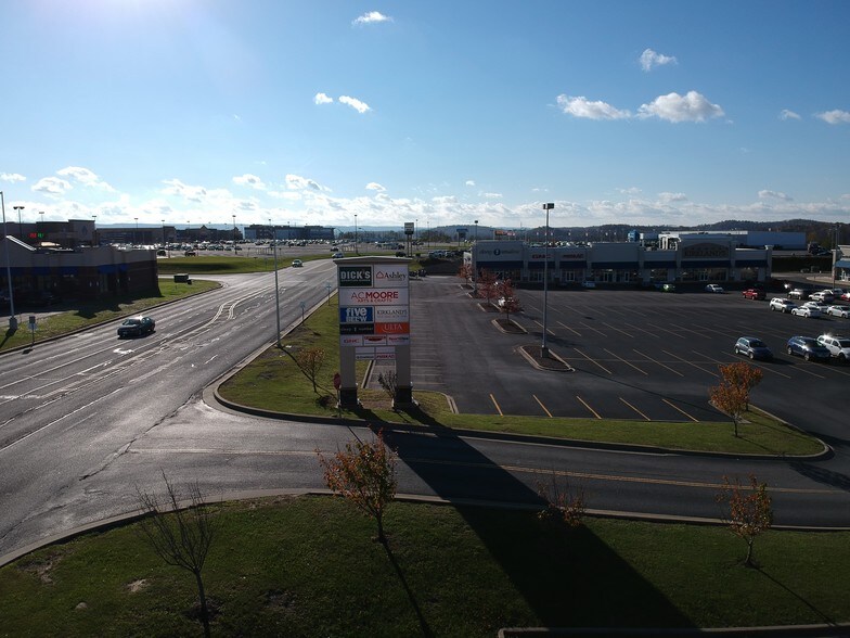 More Photos Of 4001-5001 University Town Center Dr, Morgantown Unknown For Lease