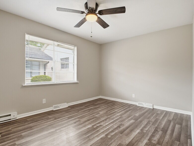 More Photos Of 306 N Jackson St, Salisbury Apartments For Sale