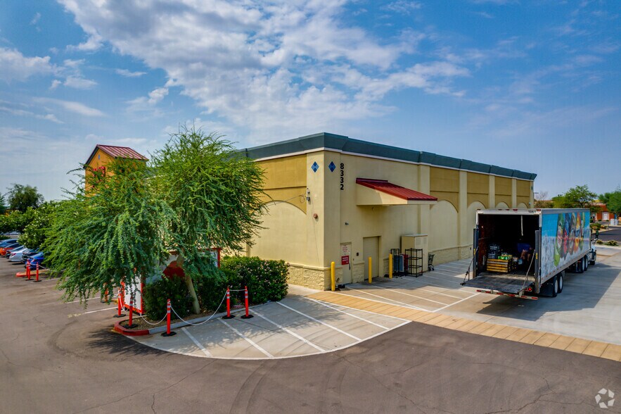 More Photos Of 8360-8440 W Thunderbird Rd, Peoria General Retail For Lease