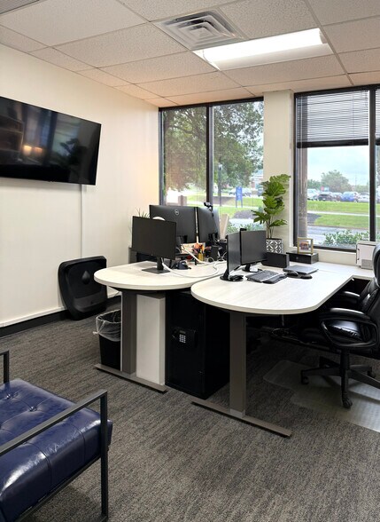 More Photos Of 7003 Chadwick Dr, Brentwood Office For Lease